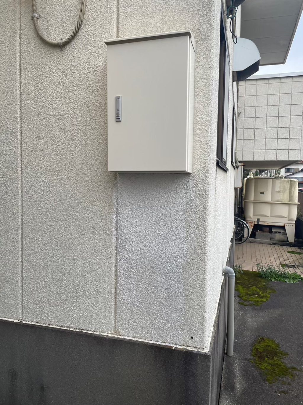 外壁汚れ・スプレー補修画像