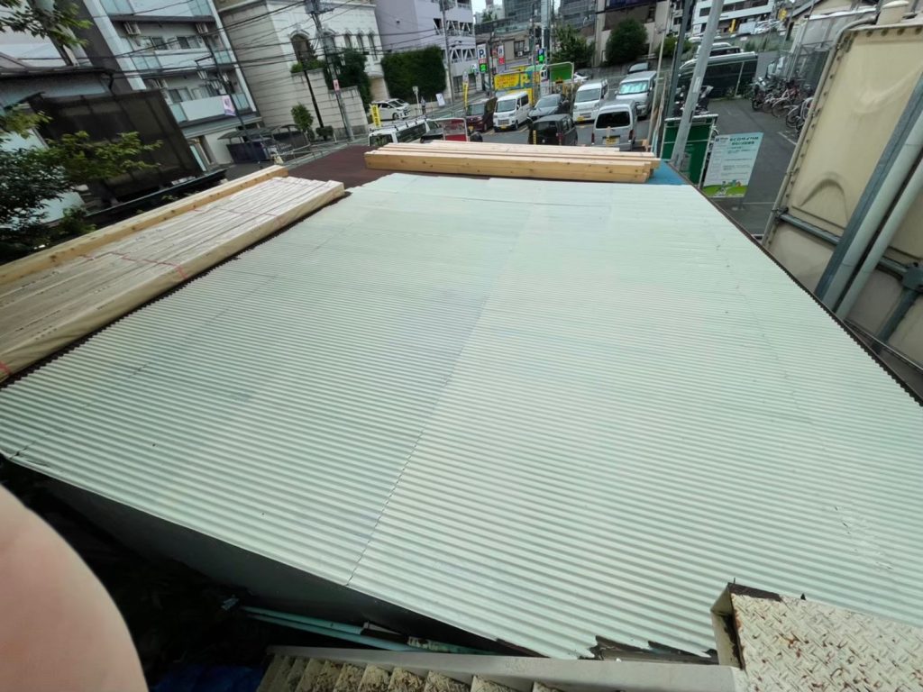 波トタン塗装工事