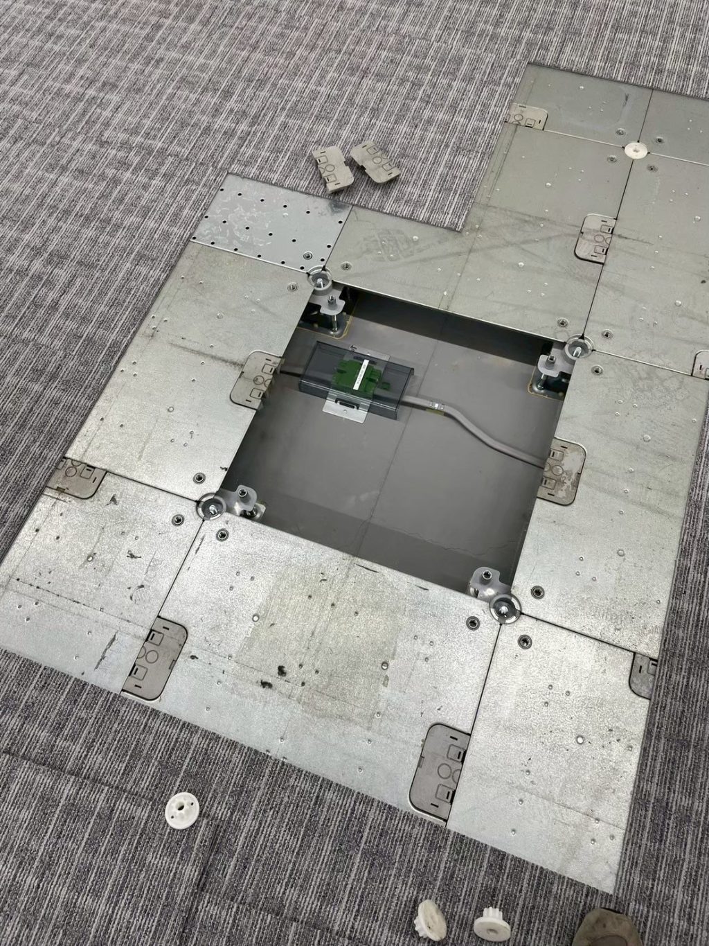 オフィス　OAタップ　電気工事