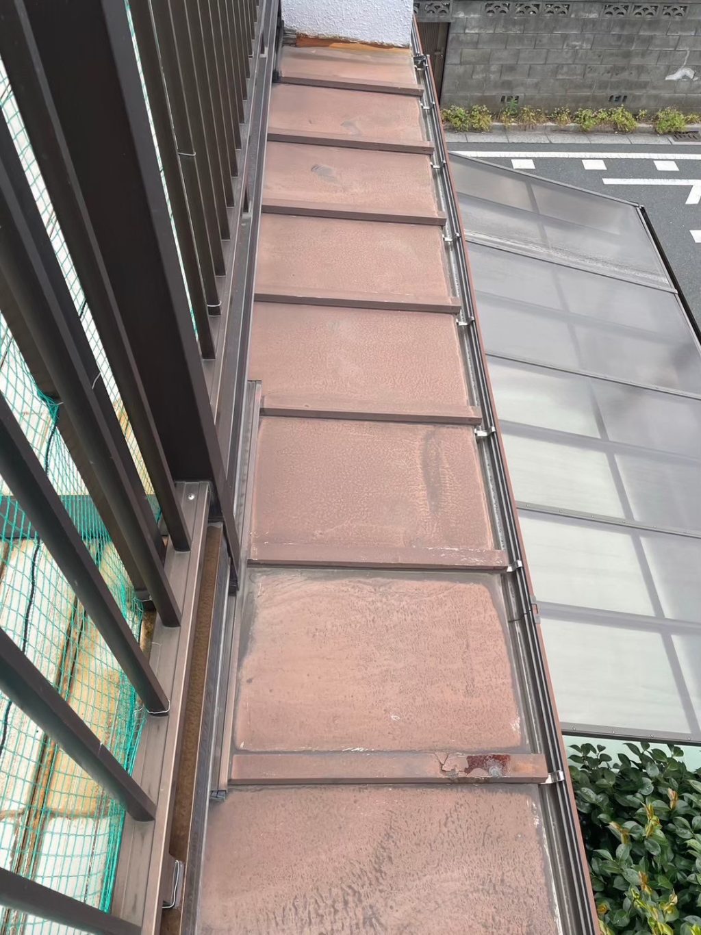 瓦棒　トタン屋根　塗装工事