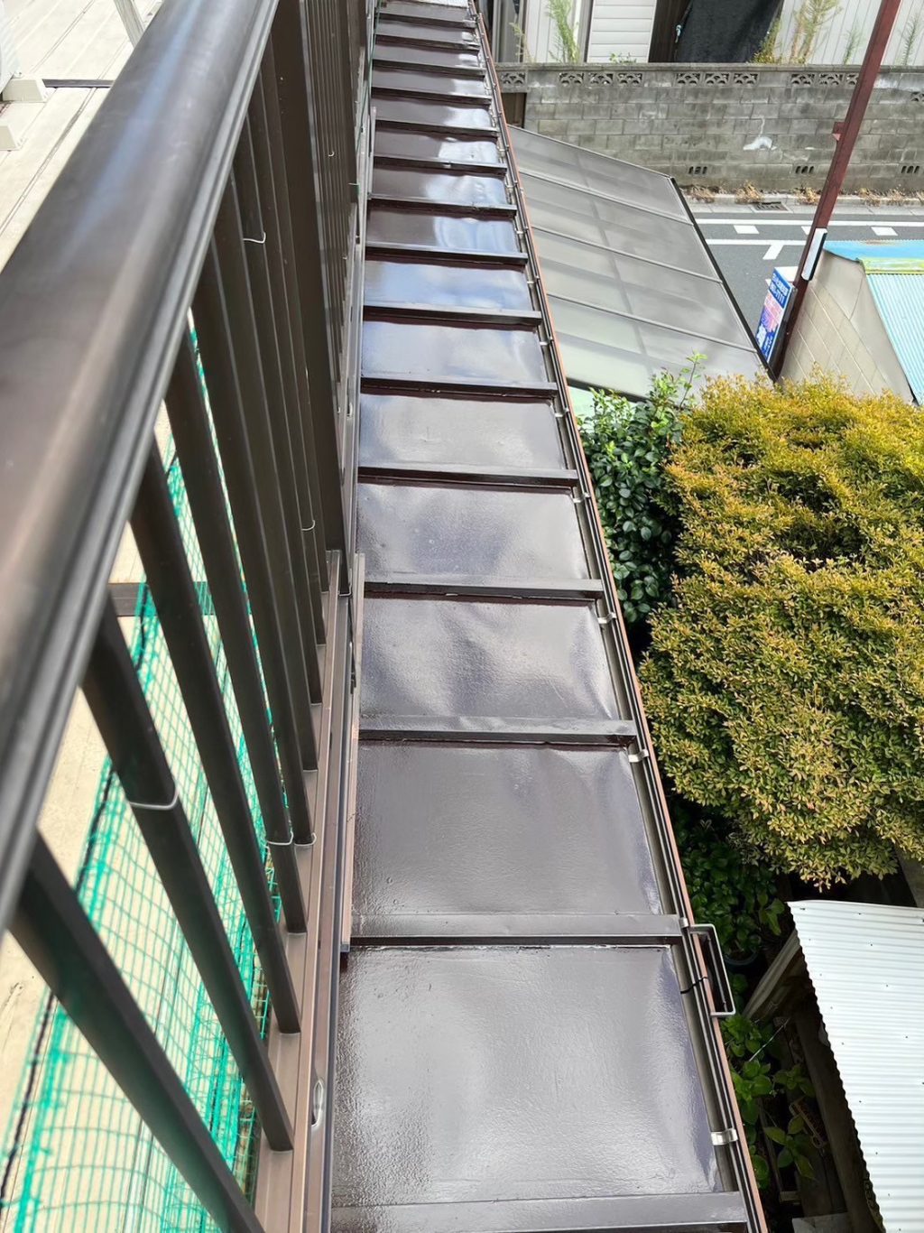 瓦棒　トタン屋根　塗装工事画像