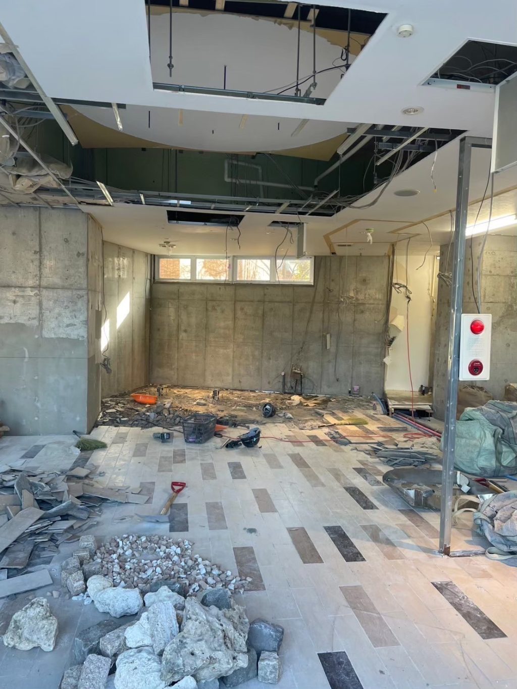 テナント内装解体工事 現状復旧