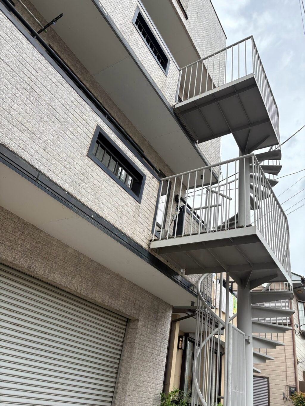 【施工事例】川口市 軒天張り替え工事！雨漏り・経年劣化で痛んだ天井をキレイに復旧画像